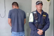 Un hombre con un pedido de captura por corrupción de menores fue detenido