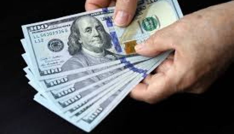Proyecciones para el dólar en 2025 tras el levantamiento del cepo, según analistas consultados por el BCRA