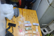 Allanamiento en el barrio La Rubita concluyó con droga incautada y mas de $193 mil