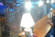 Le negaron un fiado, volvió amenazando con una escopeta y lo detuvieron