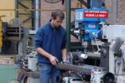 Aumentan las exportaciones industriales al mismo tiempo que cae la producción manufacturera